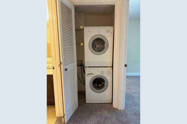 Building Photo - 4801 Airport Rd