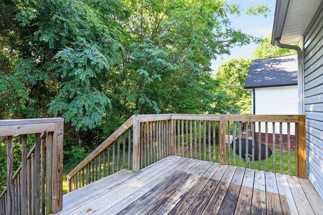 Building Photo - Well-Maintained 2BD/1BA Duplex in Concord, NC!