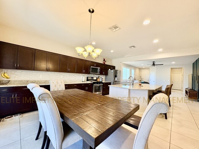 Building Photo - 6711 E Via Boca Grande
