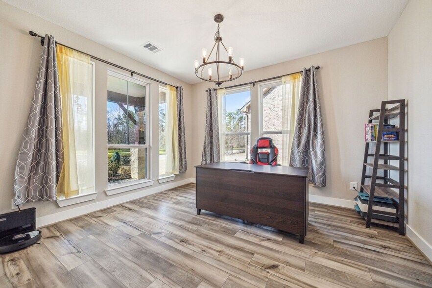 Building Photo - 17547 Harper's Way