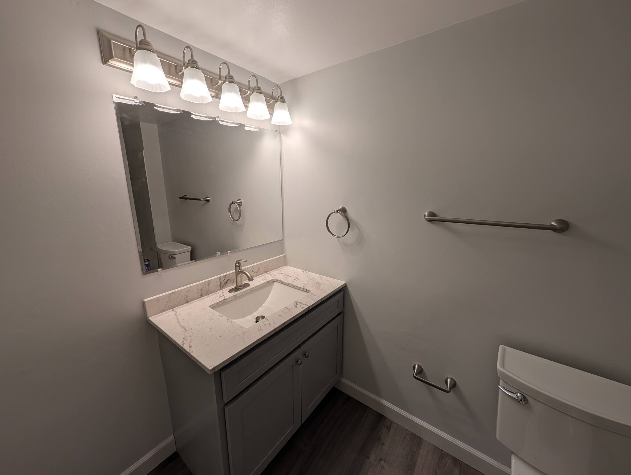 Renovated bath - 15 Sunbury Ct
