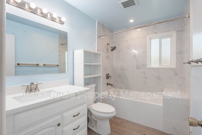 Building Photo - 2225 Mt Whitney Dr