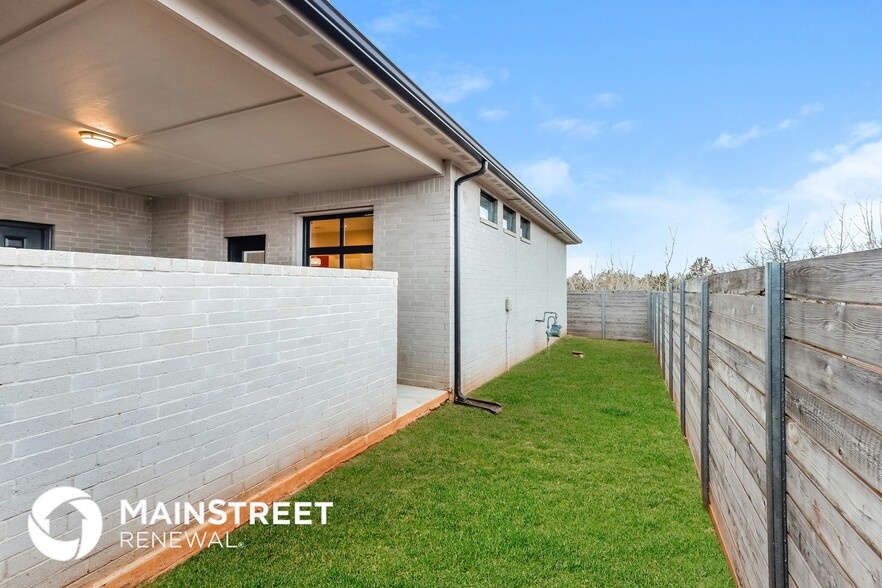 Building Photo - 11231 Paradise Out Ln