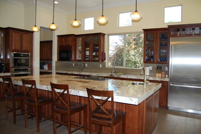 Building Photo - Single Level Home in Mountaingate