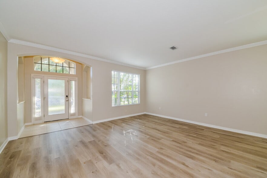 Building Photo - 6316 Laurel Creek Trail