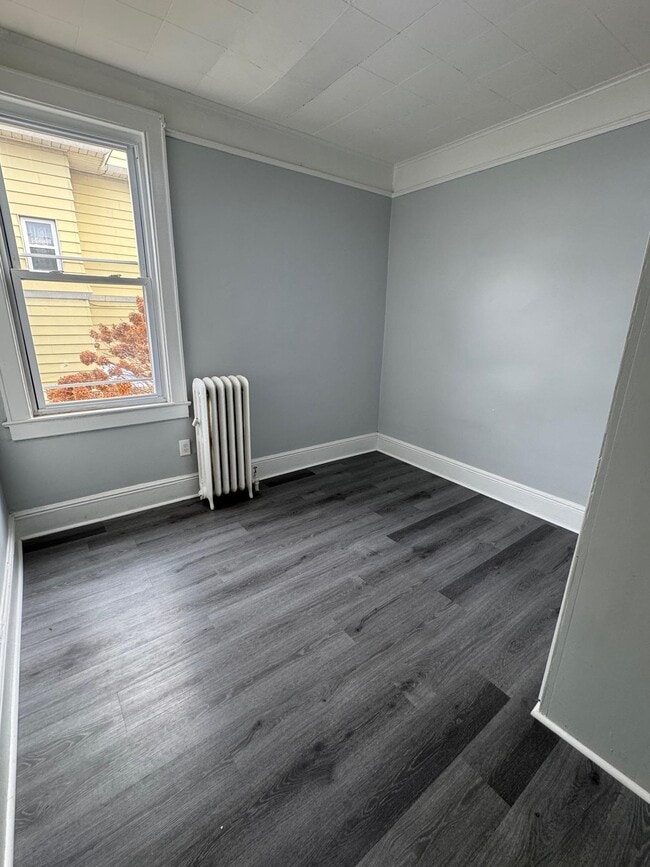 Building Photo - 126 78th St