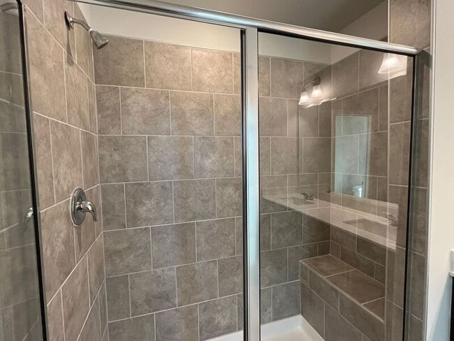 Building Photo - 258 Ivy Vine Wy