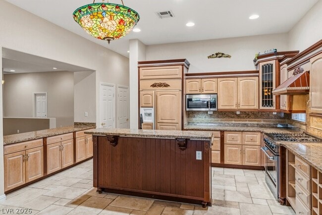 Building Photo - 8216 Rusty Sandstone Ct