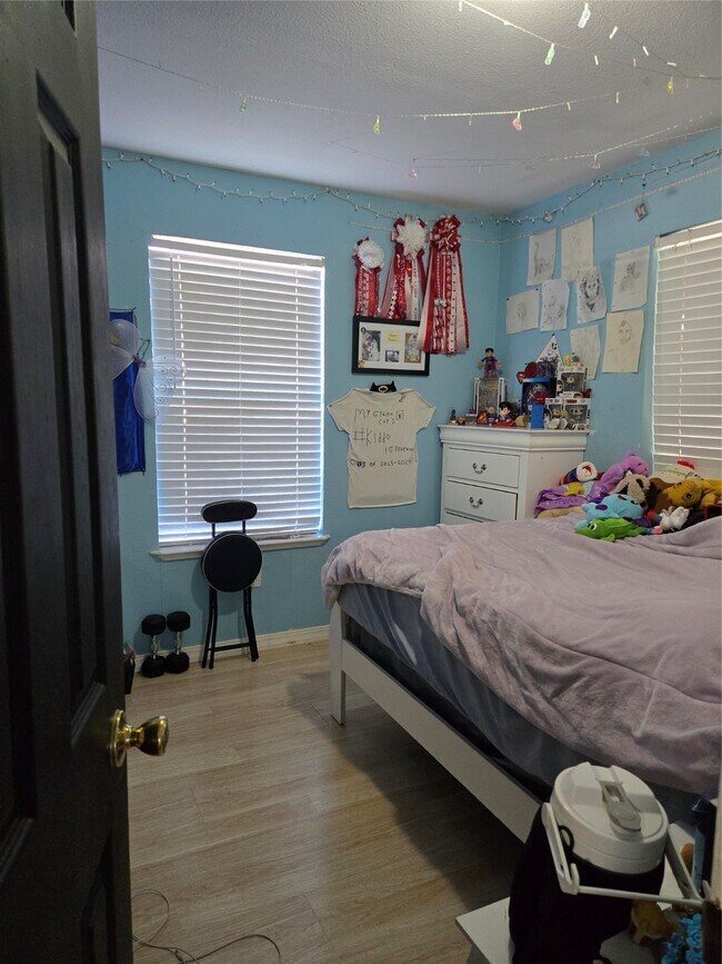 Building Photo - 14548 Gainesville St