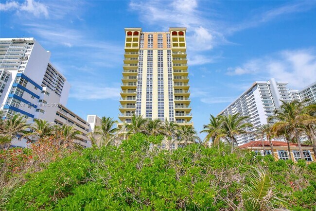 Building Photo - 2080 S Ocean Dr