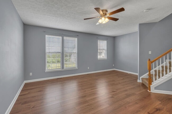 Building Photo - Spacious 2-Bedroom home in Prime West Nash...