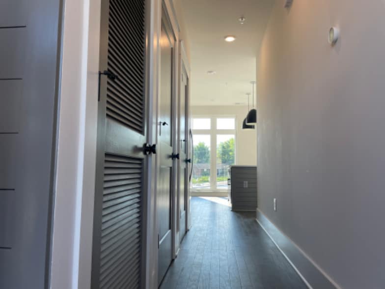 Building Photo - 1507 Porter Rd