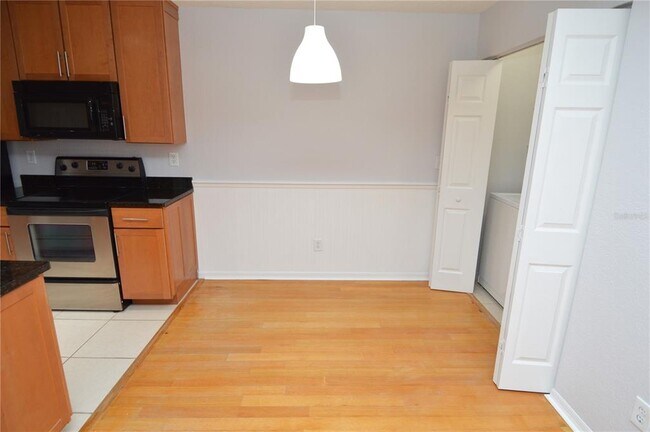 Building Photo - 10263 Gandy Blvd N