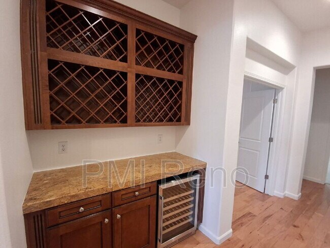 Building Photo - 5080 Rhine Wine Dr