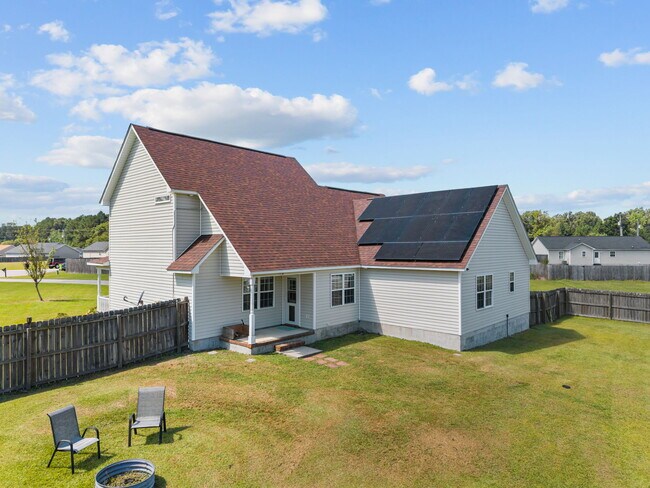 Building Photo - 203 Reid Ct S