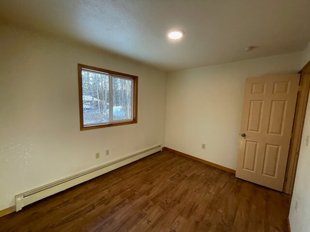 Building Photo - 20620 Scenic Dr