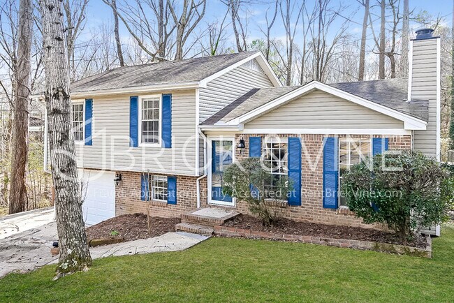 Building Photo - 3109 Fieldstone Cir