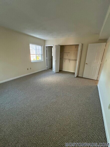 Building Photo - 3 April Ln