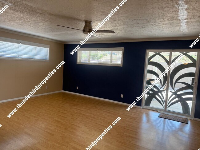 Building Photo - 2108 Muriel St NE