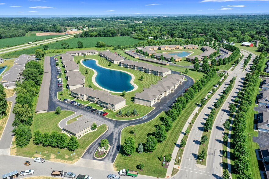 Building Photo - Wyndham Lake Villas