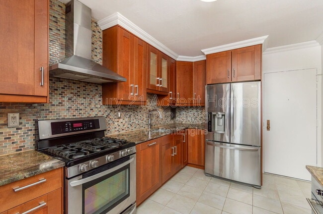 Building Photo - 3701 S George Mason Dr