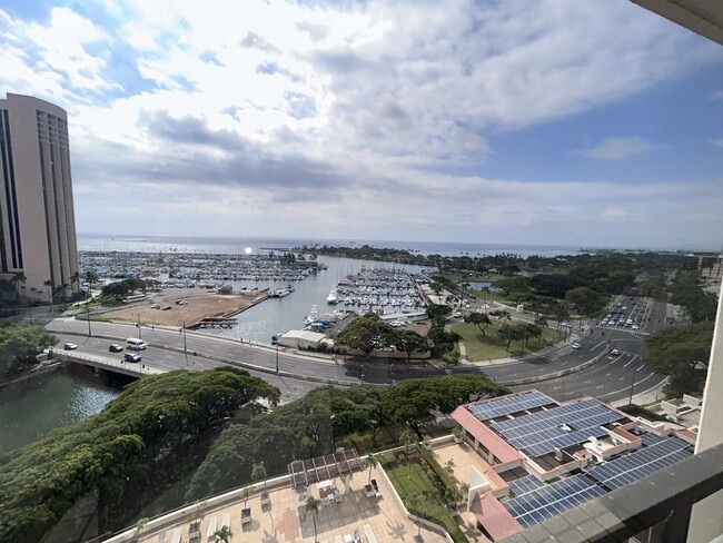 Building Photo - 1650 Ala Moana Blvd