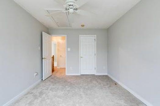 Building Photo - 4517 Meredith Creek Dr