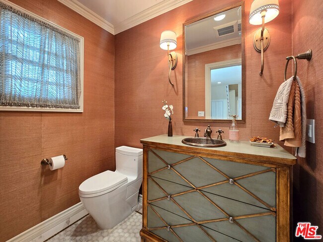Building Photo - 3690 Crownridge Dr