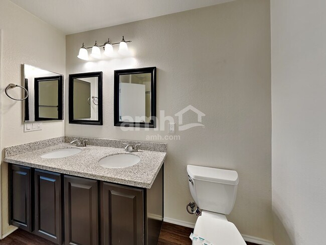 Building Photo - 17182 N 184th Drive
