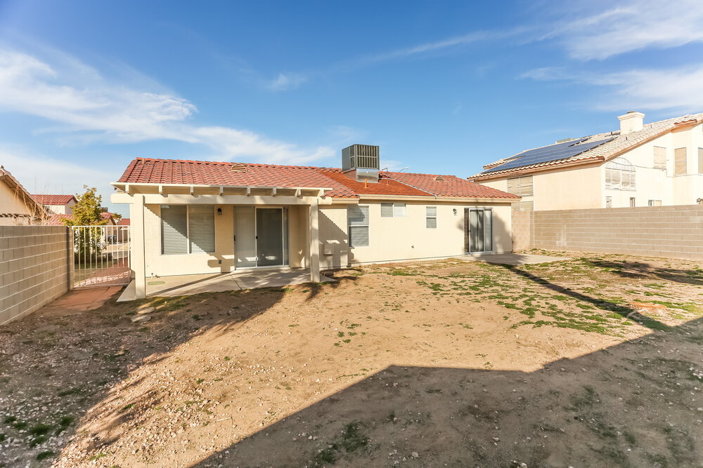 Building Photo - 925 Sunnyfield Way