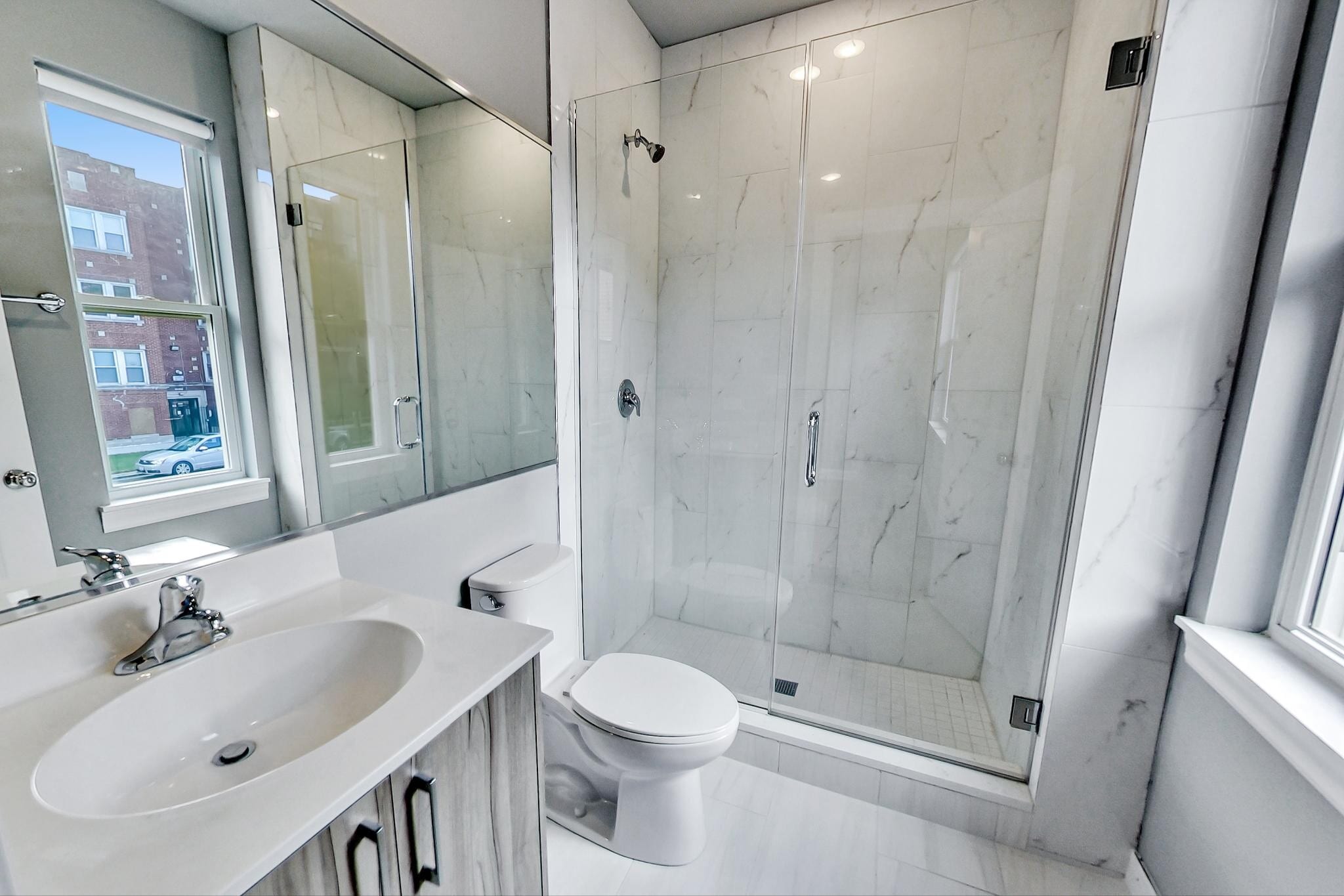 Building Photo - 6204 S Kimbark Ave