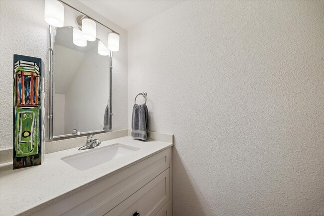 Building Photo - 701 Bering Dr