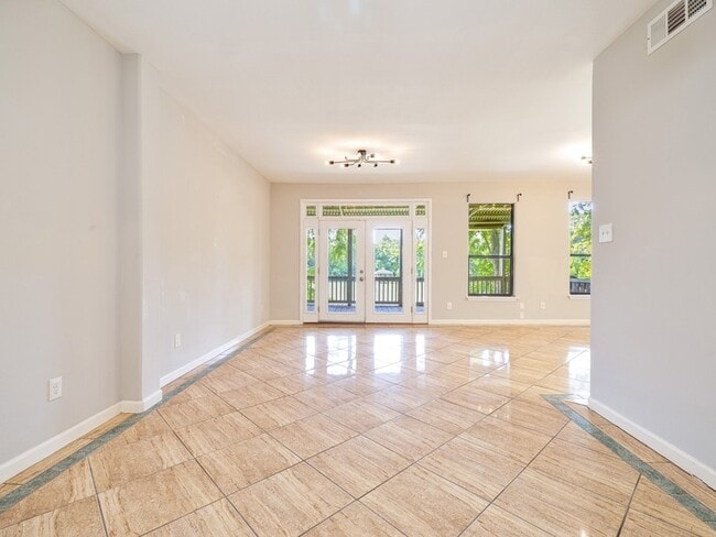 Building Photo - 12660 Briar Patch Dr