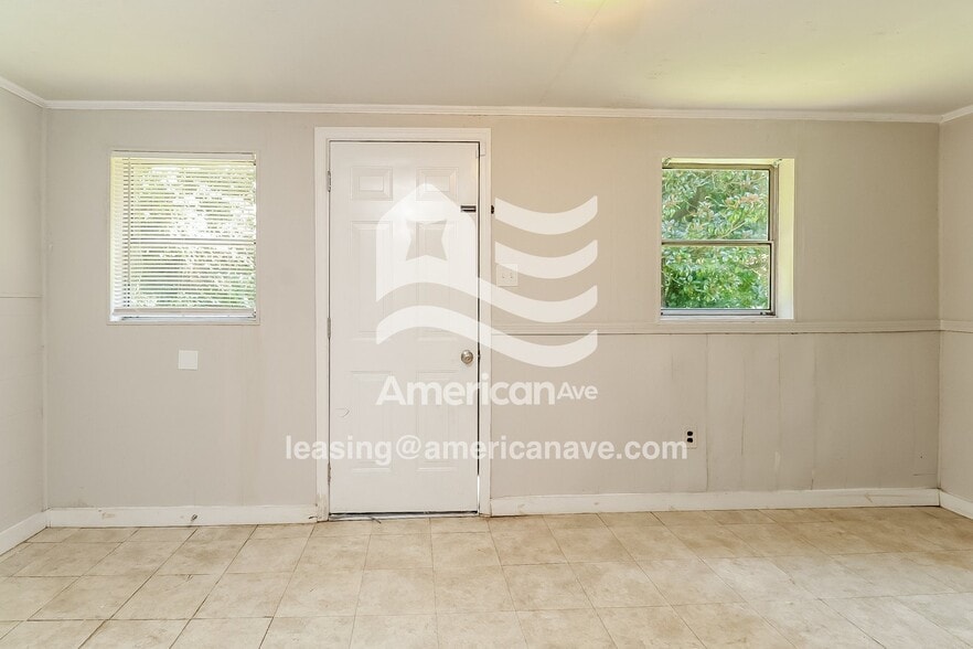 Building Photo - 27 Pinckney St