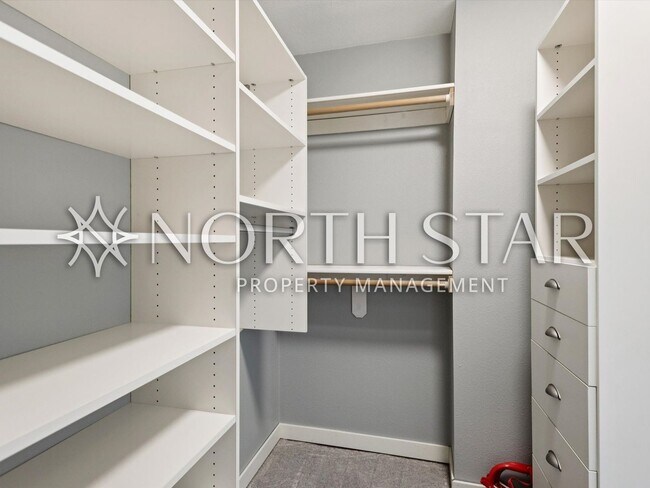 Building Photo - First Addition Townhome in Prime Location