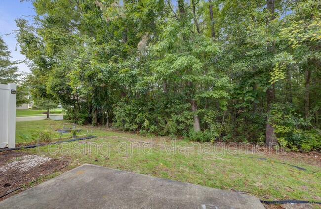 Building Photo - 8849 Jenny Lind St