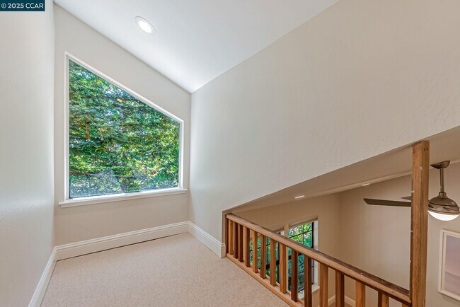 Building Photo - 1108 Howard Hls Rd