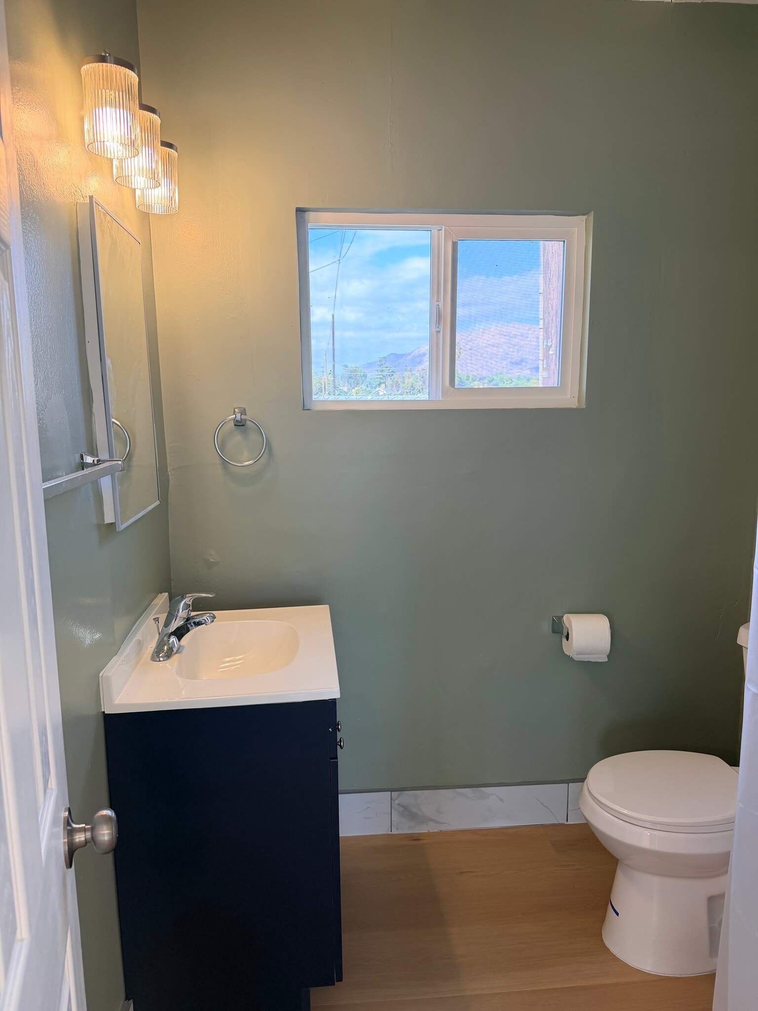 Building Photo - 13690 Old 215 Frontage Rd