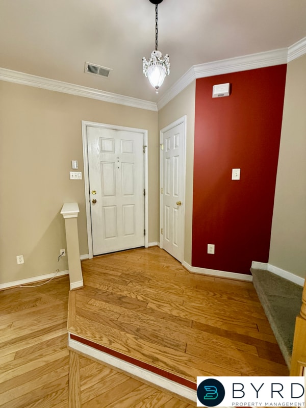 Building Photo - 8651 Millstream Dr