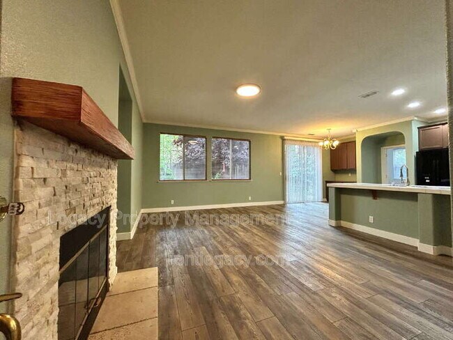 Building Photo - 1867 Malachite Way