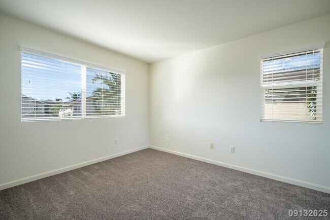 Building Photo - 4 Bed 3 Bath in Ocean Pointe