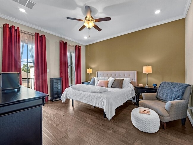 Building Photo - 1762 Sierra Crest Dr