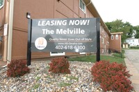 Building Photo - Great location and beautiful updates. Pet ...