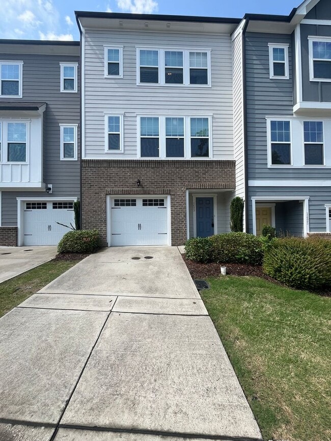 Building Photo - Charming 3 Bedroom Home Located In Apex NC!!!