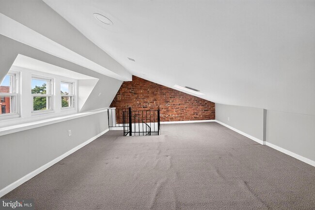 Building Photo - 3015 13th St NW