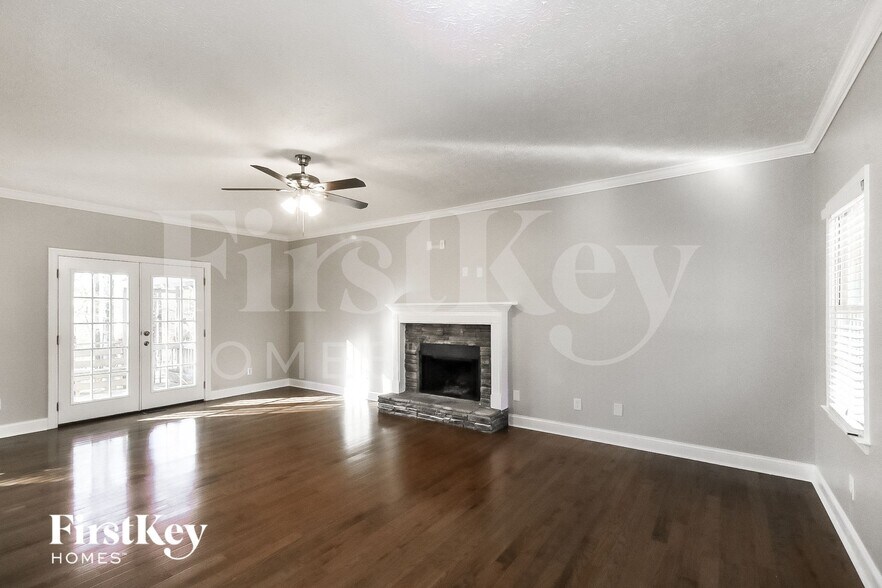 Building Photo - 211 Bennett Farms Trail