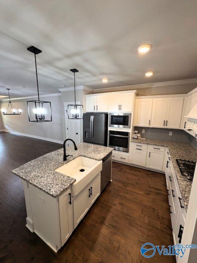 Building Photo - 106 Harvester Dr