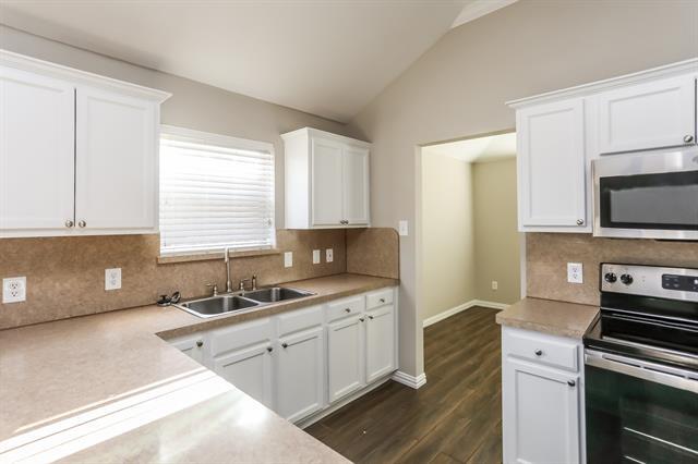 Building Photo - 3305 Overstreet Ln