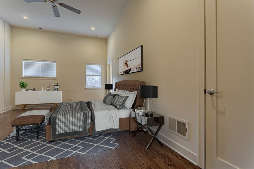 Building Photo - 2100 Greenwood St