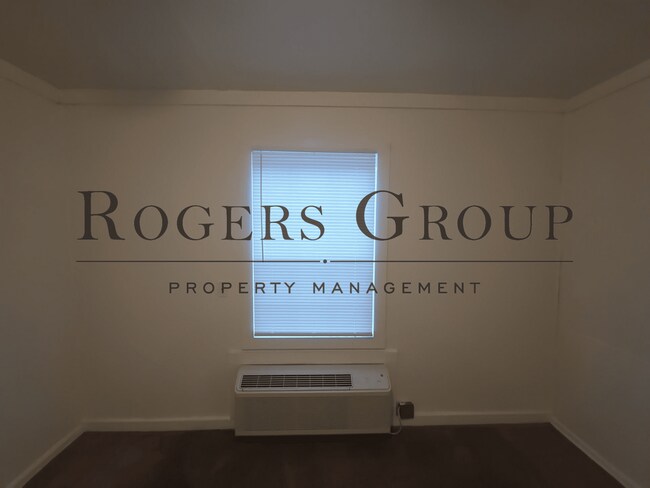 Building Photo - #450 - 530-532 Water St Duplex